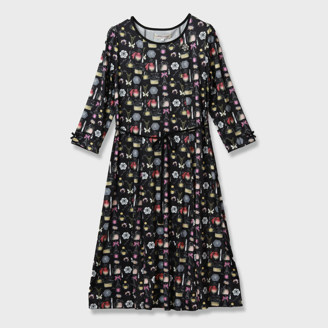 ★新品&激安銀座マギー スーパービューティーParisプリントワンピース38★ コスメ×Paris プリント ワンピース – 銀座マギー公式通販サイト