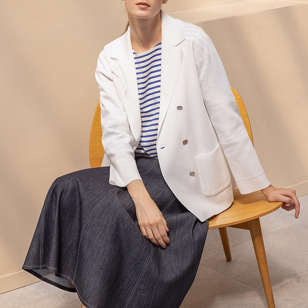 夏を涼やかに、美しく羽織る。大人のための上質ジャケット