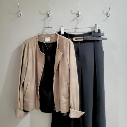 50代の方におすすめの通勤服コーデ【女性のオフィスカジュアル特集】