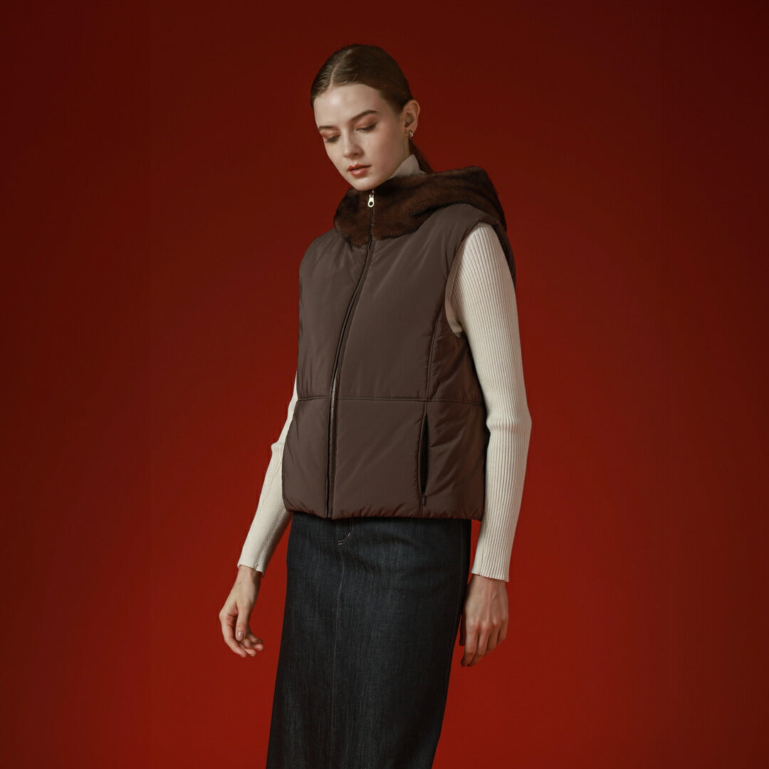 ⭐️新品未使用　銀座マギー　2025ファーフードベスト フード付き フェイクファーベスト – 銀座マギー公式通販サイト