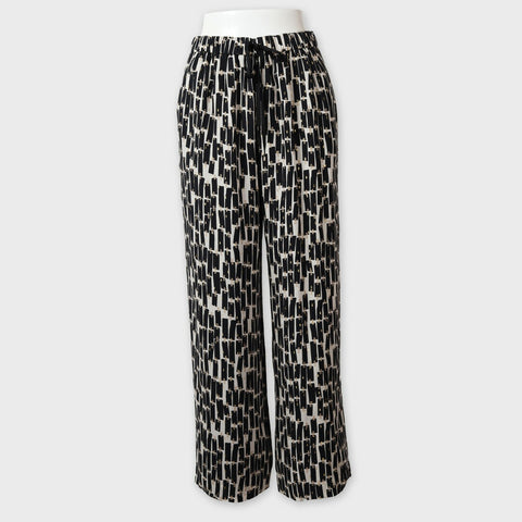 【手洗い可】ジオメトリック ワイドパンツ