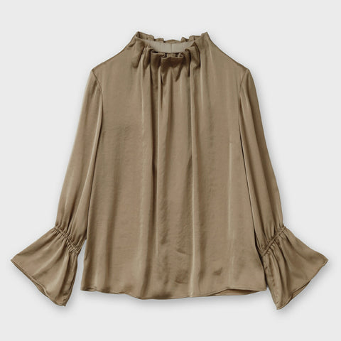 【手洗い可】ギャザーフレアー ブラウス