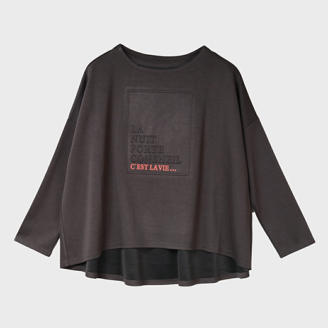 【手洗い可】立体ロゴモチーフ ロングTシャツ