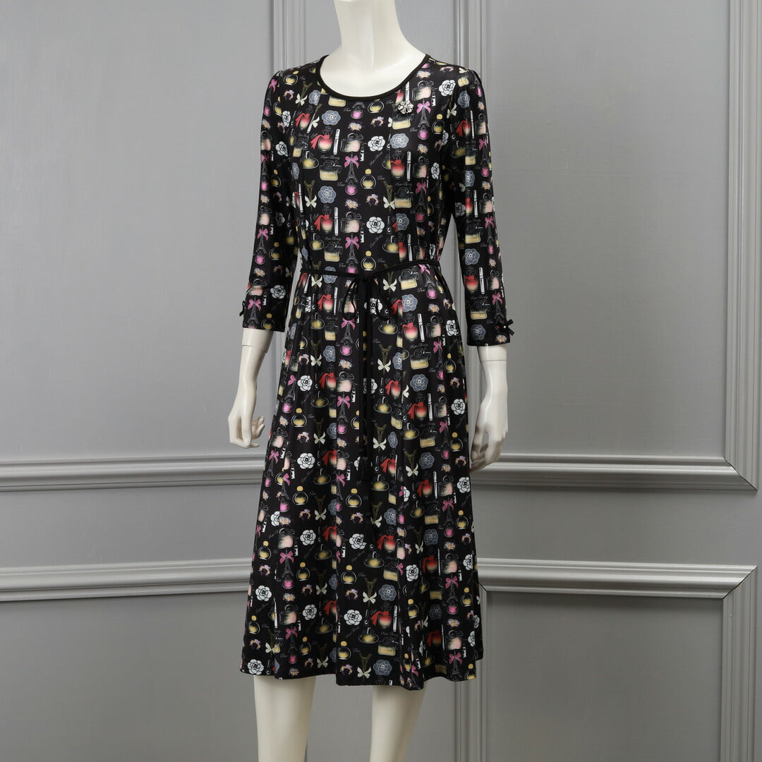 ★新品&激安銀座マギー スーパービューティーParisプリントワンピース38★ コスメ×Paris プリント ワンピース – 銀座マギー公式通販サイト