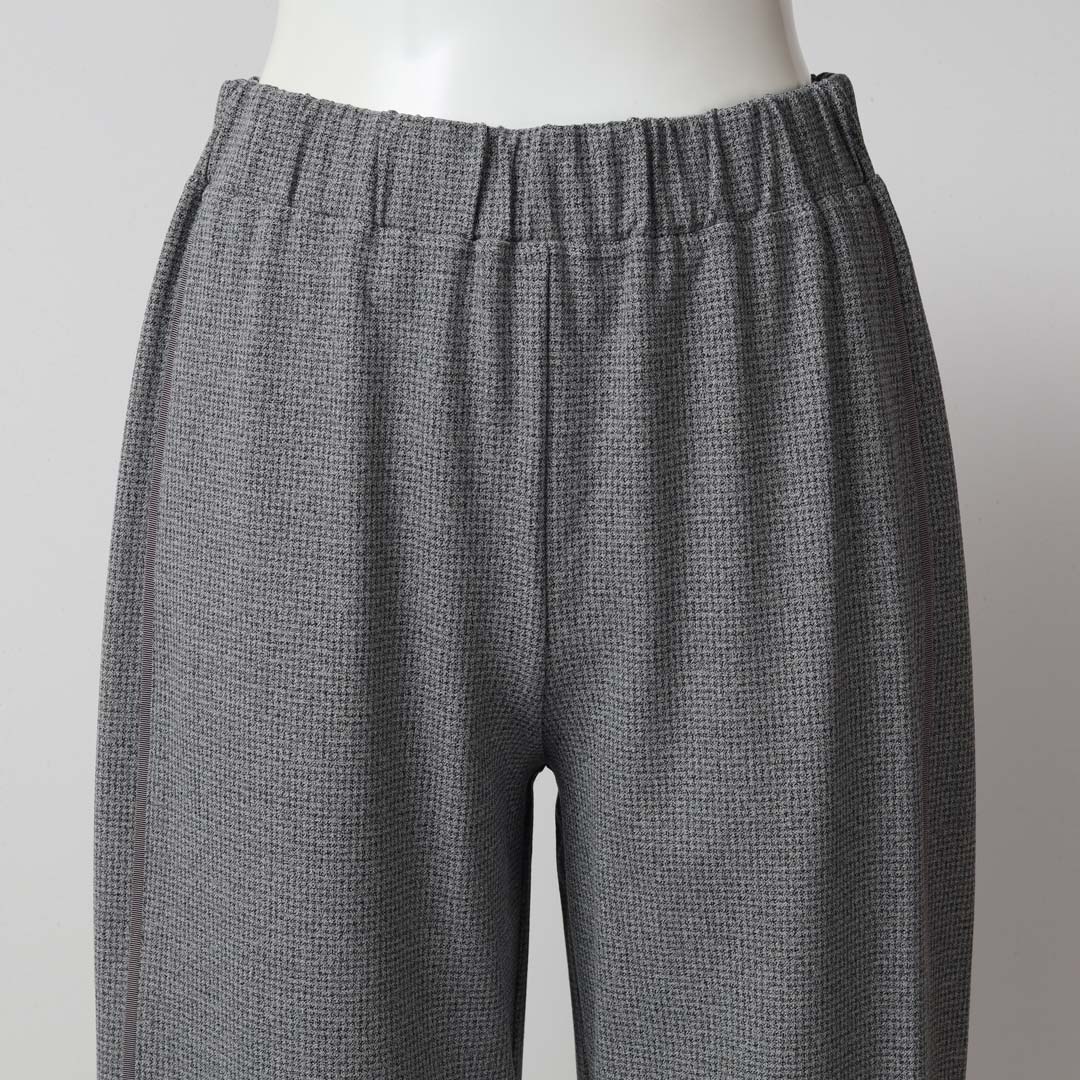 【新品】スーパービューティーサイドレースモチーフ使いワイド系格子柄パンツ44 サイドレースモチーフ使いワイド系格子柄パンツ – 銀座マギー公式通販