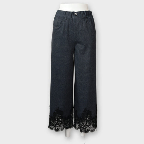 裾レースデザイン デニム風ストレッチパンツ